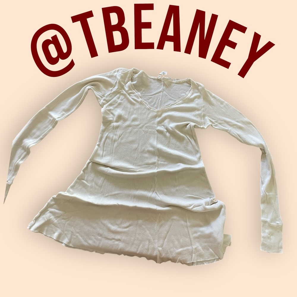 Neesh by D.A.R. Cream Women's Tunic / Long Sleeve